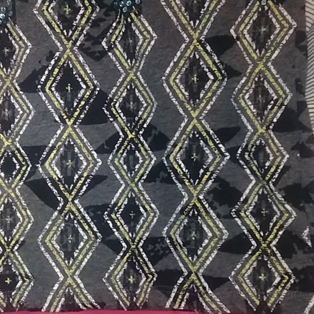 Aztec shirt - Picture 2 of 8